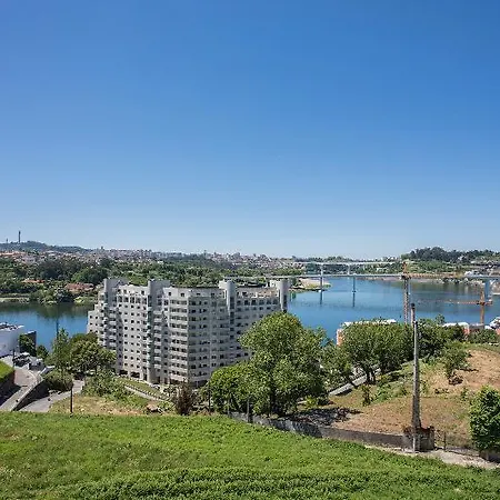 Luxury River View *